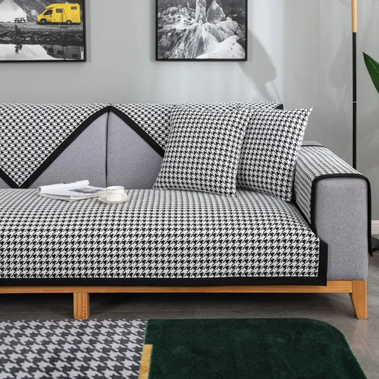 Houndstooth Chenille Sofa Cushion for All Seasons